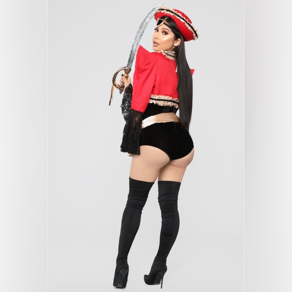 Pirate costume - Picture 3 of 7